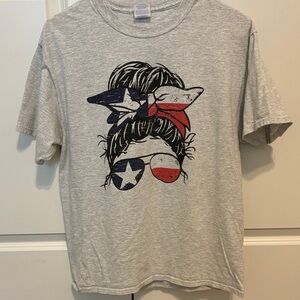 Women’s Gray Graphic T-Shirt